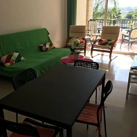 Apartmán Two Bedrooms Near Beach With Swimming Pool Larnaca