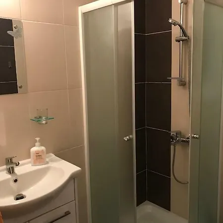 Two Bedrooms Near Beach With Swimming Pool Larnaca