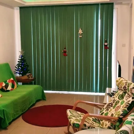 公寓 Two Bedrooms Near Beach With Swimming Pool *